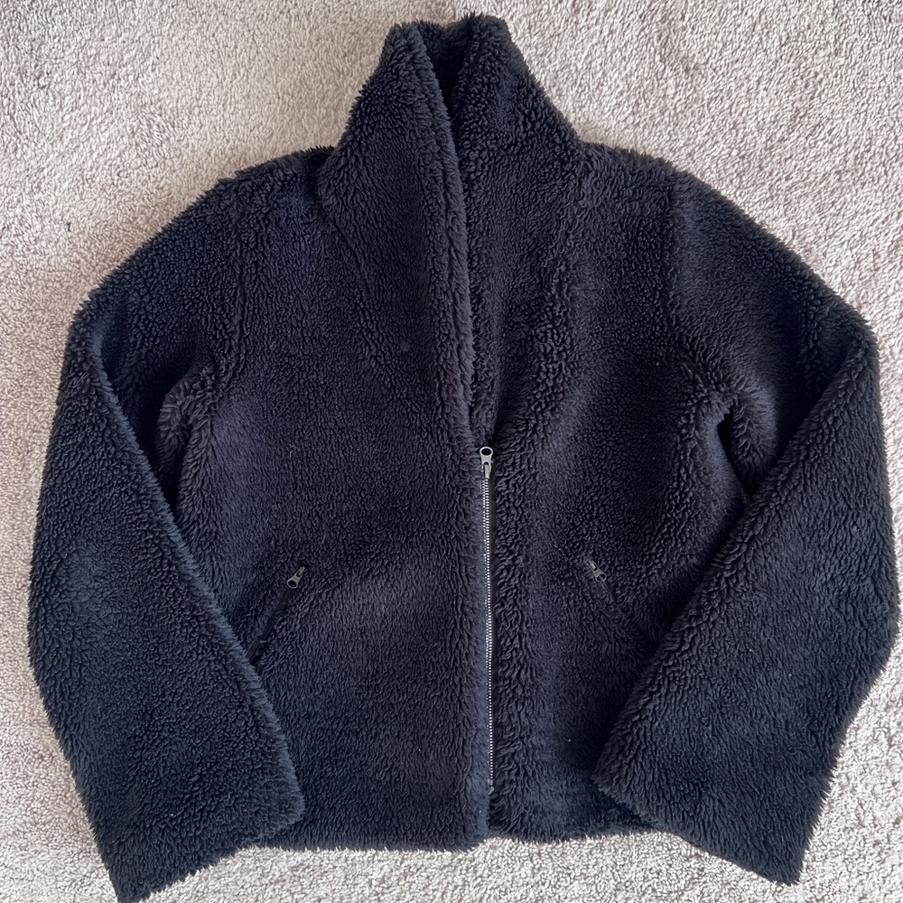 ALO Yoga Black Teddy Jacket - Picture 3 of 4